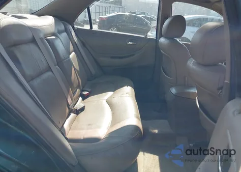 2002 Honda Accord 3.0 Ex z USA, uszkodzony, nr VIN 1HGCG16502A020149